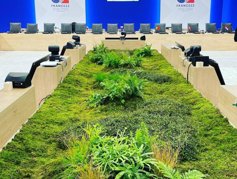 Location et mise en place de plantes pour le conseil de l'Union Europeene à Paris