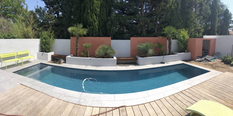 Création et aménagement d'un jardin dans la commune de Saint-Tropez