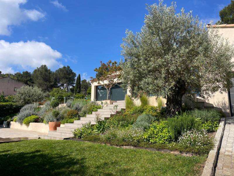 conception paysagère à la réalisation complète Bouc Bel Air