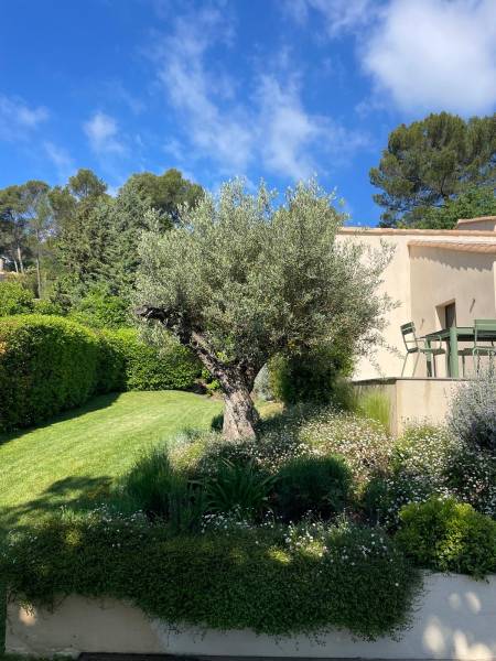 conception paysagère à la réalisation complète Bouc Bel Air