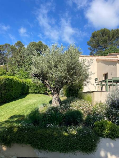 conception paysagère à la réalisation complète Bouc Bel Air